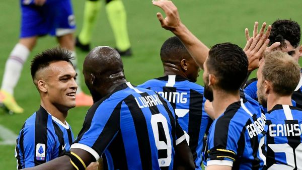 إنتر يلحق بركب الصدارة