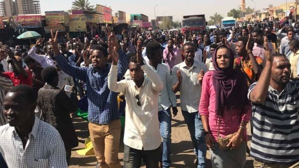 احتجاجات في شوارع الخرطوم/ أرشيفية