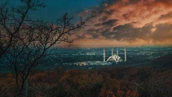 Islamabad   (Shutterstock)	