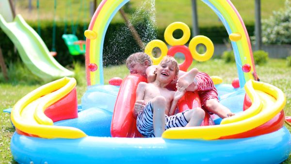 Kids can get choked if they swallow too much water. (Shutterstock/ File Photo)