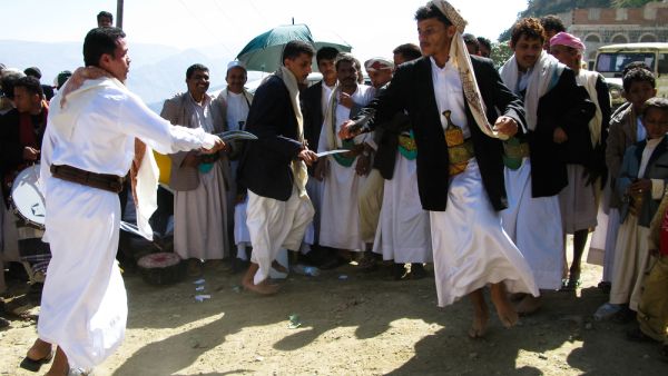 Men dancing with national traditional daggers aka Jambia at the wedding ceremony. (Shutterstock/ File Photo)