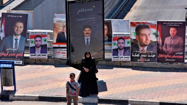 هبة فطوم إن “انتخابات هذه الدورة التشريعية تأتي في وقت ينتشرُ الجيش السوري على مساحات واسعة من البلا