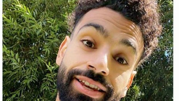 صلاح بقصة شعره الجديدة