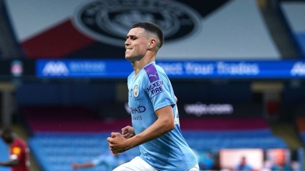 فودين يحتفل بهدفه