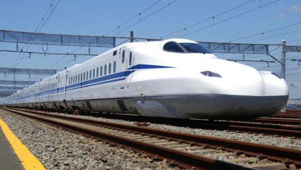 The N700S – the ‘s’ stands for ‘Supreme’ – has a top speed of 360kph (223mph). (Twitter)