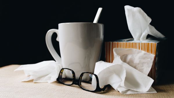 4 علاجات منزلية بسيطة لمكافحة البرد والإنفلونزا