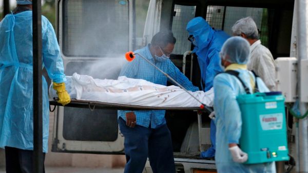 تحتل الهند المرتبة الثالثة عالميا، بعد الولايات المتحدة والبرازيل، في قائمة الدول الأكثر تضررا بـ"كوفيد-19"