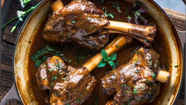 أطباق العيد: موزات الغنم بالصلصة