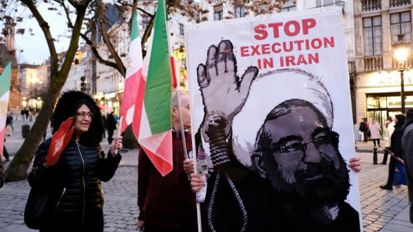 Activists protesting against executions. (Shutterstock/ File Photo)