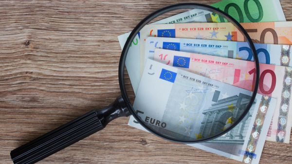 The second defendant - was arrested while exchanging the fake Euro notes at a money exchange shop in Abu Dhabi. (Shutterstock/ File Photo)