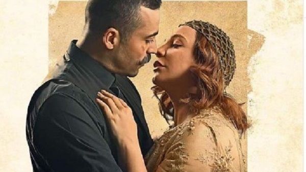 سلاف فواخرجي تستعين بعبد الحليم حافظ لتبرير قبلة (شارع شيكاغو)