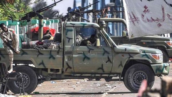 ضبط شبكة محترفة في تزييف العملة