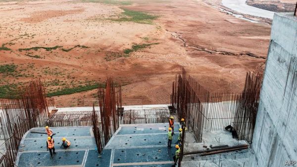 Dam on the Nile River (Twitter)