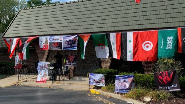 نظمت المؤسسات الفلسطينية الامريكية والعربية في مدينة شيكاغو مساء يوم الأحد وقفة جماهيرية حاشدة 