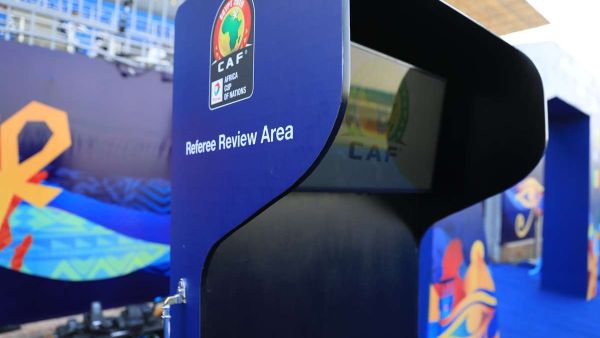 الاعتماد على تقنية فار له إيجابياته وسيئاته