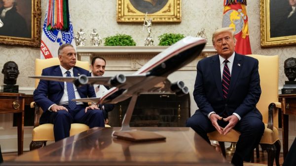  U.S. President Donald Trump (R) hosts Iraqi Prime Minister Mustafa Al-Kadhimi in the Oval Office at the White House August 20, 2020 in Washington, DC. POOL / GETTY IMAGES NORTH AMERICA / Getty Images via AFP