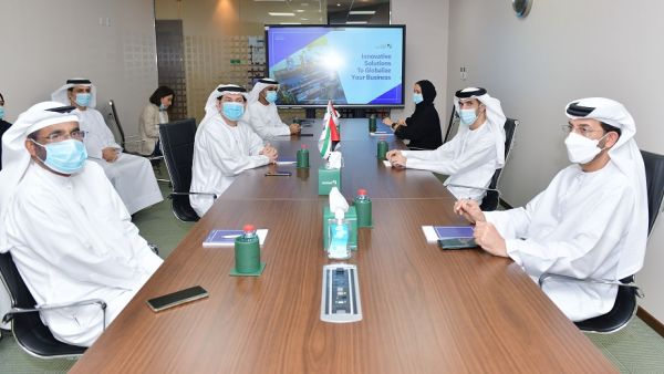 الزيودي يزور مقر مؤسسة دبي لتنمية الصادرات لبحث التعاون في تعزيز التجارة والصادرات  
