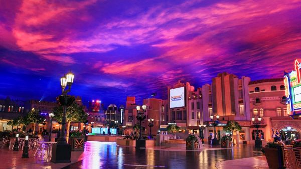 Fans Enjoy an Action-Packed Summer at Warner Bros. World Abu Dhabi