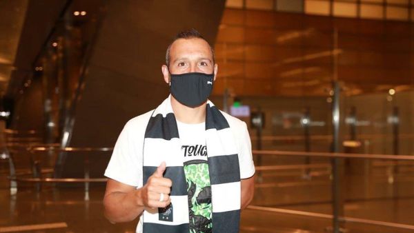 Santi Cazorla (Photo: @AlsaddSC)