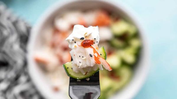 سلطة السلطعون مع جبن القريش