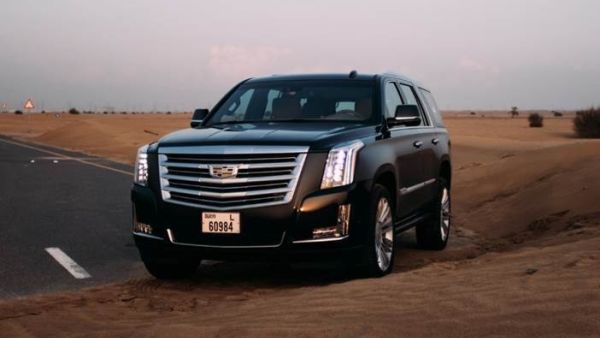 ’كاديلاك‘ و’الكندي للسيارات‘ تقودان التحوّل الرقمي عبر منصّة تجارة إلكترونية جديدة