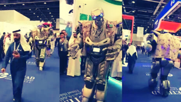 Did the King of Bahrain Use This Huge Robot as a Bodyguard in This Dubai Event?