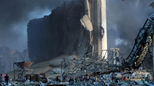 صوامع الغلال المدمرة في مرفأ بيروت، والتي تتسع لنحو 120 ألف طن