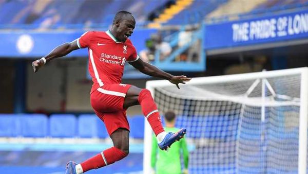 ماني يحتفل بهدفه