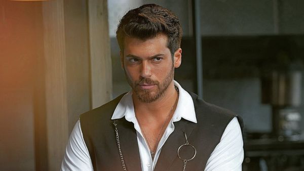 Can Yaman Is Back To the Topless Game .. the Best Way To Say Goodbye To Summer! (Picture)