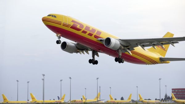 Surcharge for Overweight Piece and Non-Stackable Pallet will be adjusted to AED 350 per piece and AED 720 per pallet