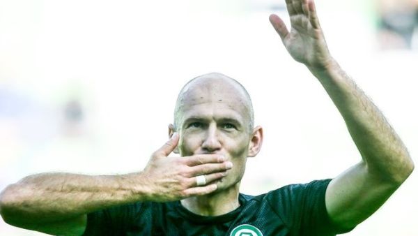 روبن يحيي الجماهير