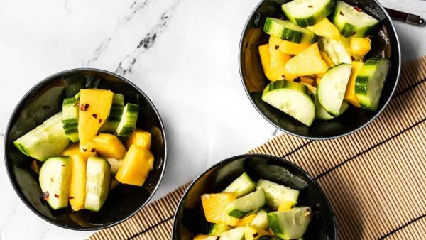 سلطة المانجو بالخيار