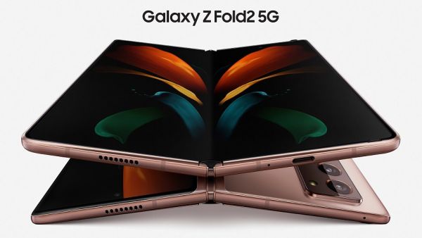 Galaxy Z Fold2 دو تعلن توفير هاتف سامسونجGalaxy Z Fold2 5G لعملائها في الإمارات