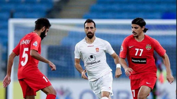 فوز صعب للإماراتيين