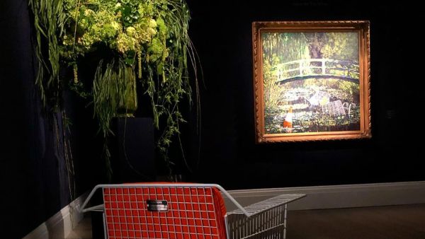 Banksys ‘Show me the Monet’. Stunner. (Instagram)