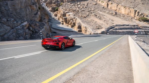 ’شفروليه كورفيت ستينغراي‘ للعام 2020: معيار جديد للأداء