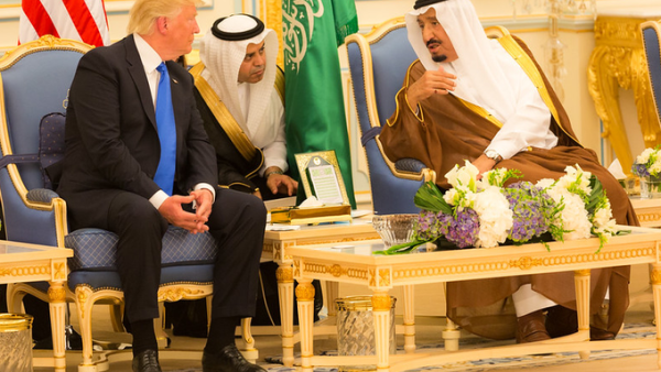 Donald Trump in Saudi Arabia (Twitter)