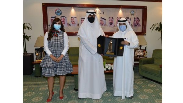 Al-Ahmadi Governor Honors Burgan Bank for Its Contribution and Support in the Community Initiatives