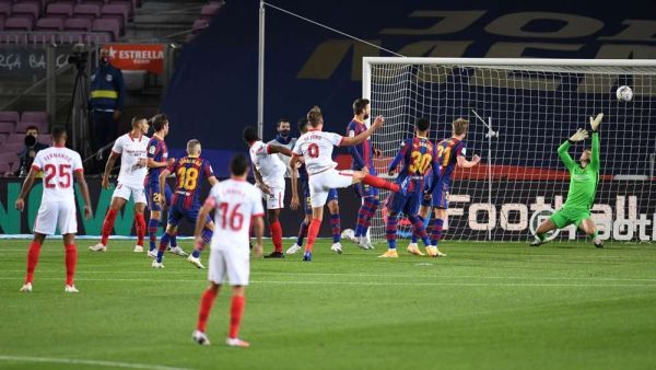 تعادل مخيب للبارسا بعد بدايته القوية للموسم الجديد تحت إشراف رونالد كومان