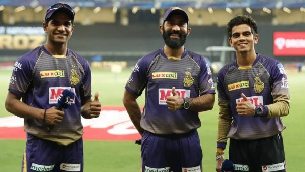 Shivam Mavi of Kolkata Knight Riders with captain Dinesh Karthik and Kamlesh Nagarkoti. (Photo: IPL)
