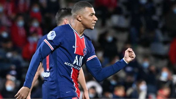 مبابي يواصل التألق