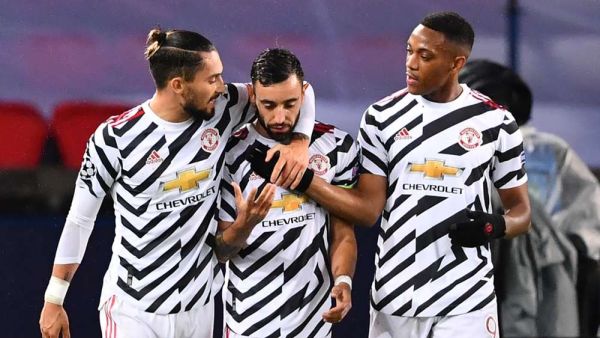 يونايتد يصعق باريس