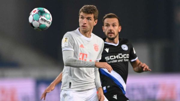 مولر يقود بايرن للفوز