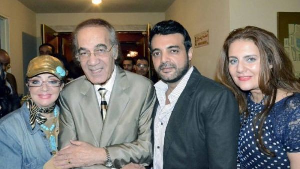 رانيا محمود ياسين تدافع عن والدتها