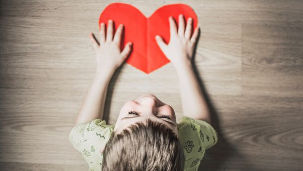 الأطفال الذين ينتمون إلى هذه الأبراج حساسون جداً