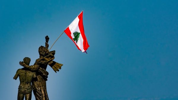 Martyrs monument with Lebanon flag at Martyrs square in Beirut. (Shutterstock/ File Photo)