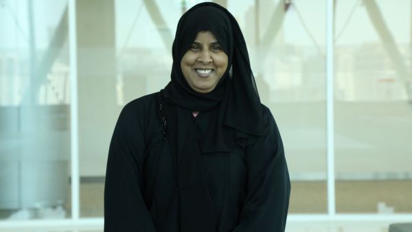 "كليفلاند كلينك أبوظبي" يستخدم التصوير الوظيفي بالرنين المغناطيسي، وتكونولوجيا التصوير الشعاعي ثلاثي الأبعاد لرسم الدماغ في عملية جراحية بالجهاز العصبي أجريت أثناء يقظة المريضة