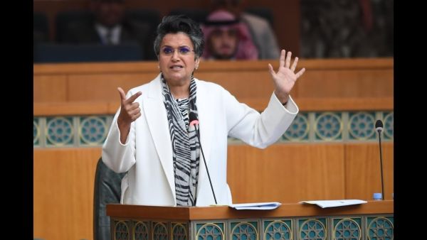 البرلمانية الكويتية السابقة صفاء الهاشم