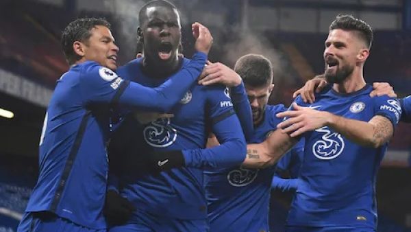 فوز مهم للبلوز