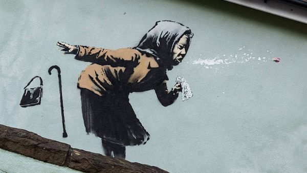  Banksy 'Aachoo!!' (Instagram)